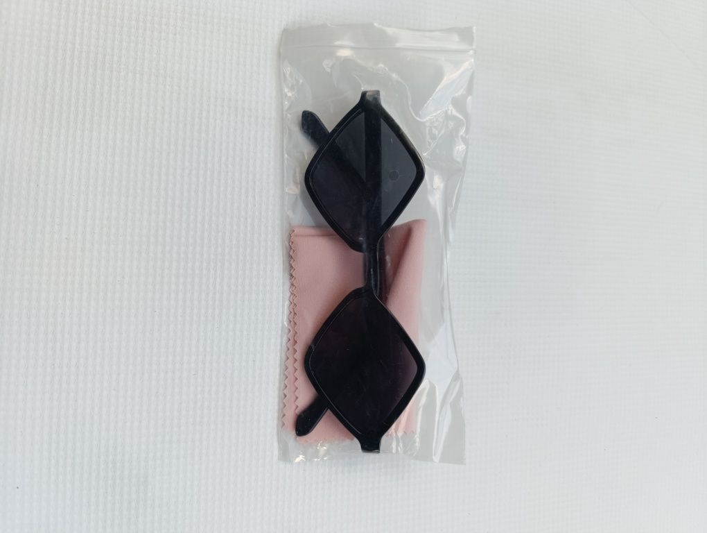 NOWE Czarne okulary przeciwsłoneczne damskie XS