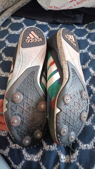 Tenis de bicos 40 2/3