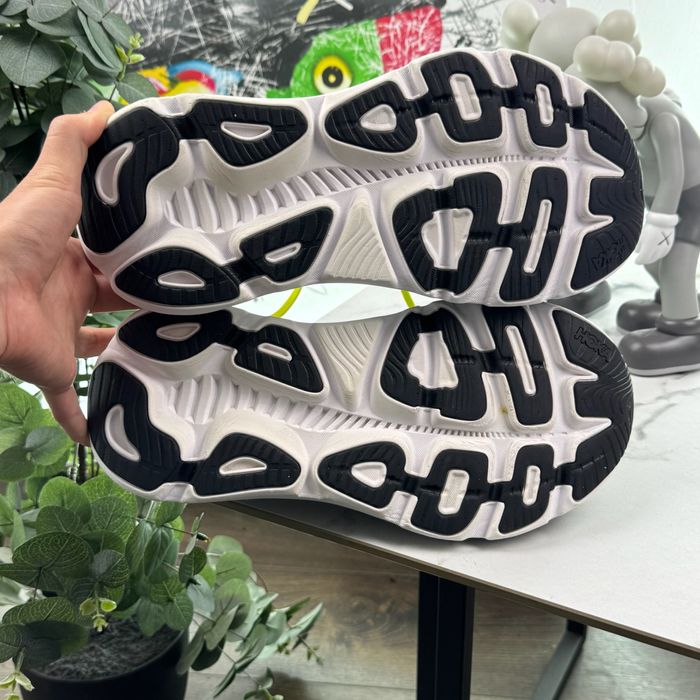 Кросівки Hoka Gaviota 5 46.5 розмір Е6352