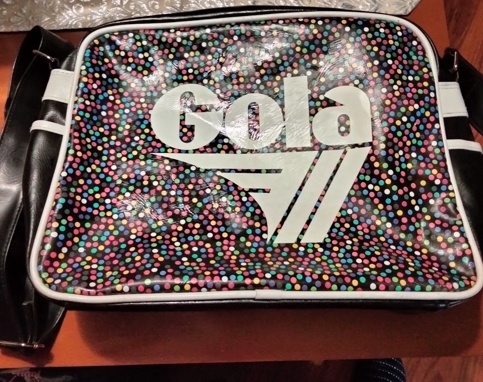 Bolsa marca GOLA