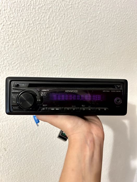 Rádio Kenwood KDC-152