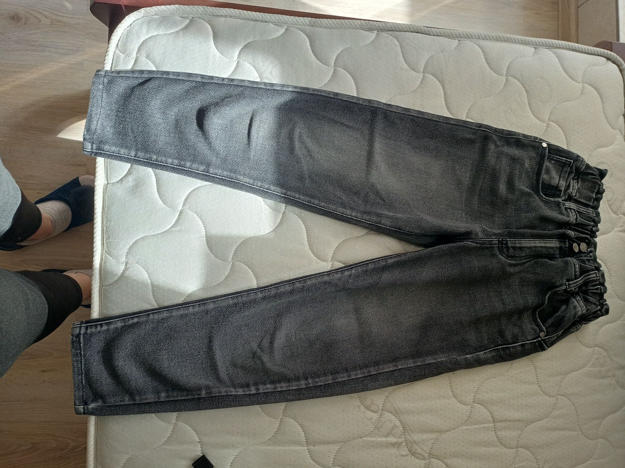 Серые джинсы для девочек