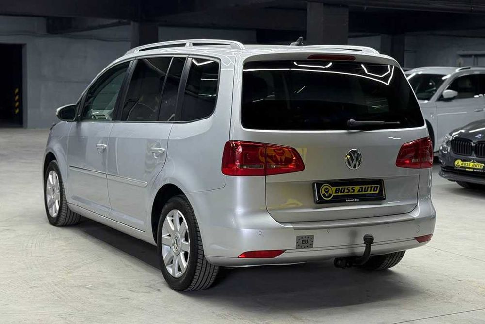 Volkswagen Touran 2012