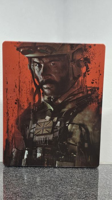 Call of Duty Modern Warfare III com Steelbook MW3 PS5