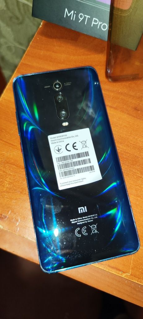 Продам телефон Xiaomi 9t pro