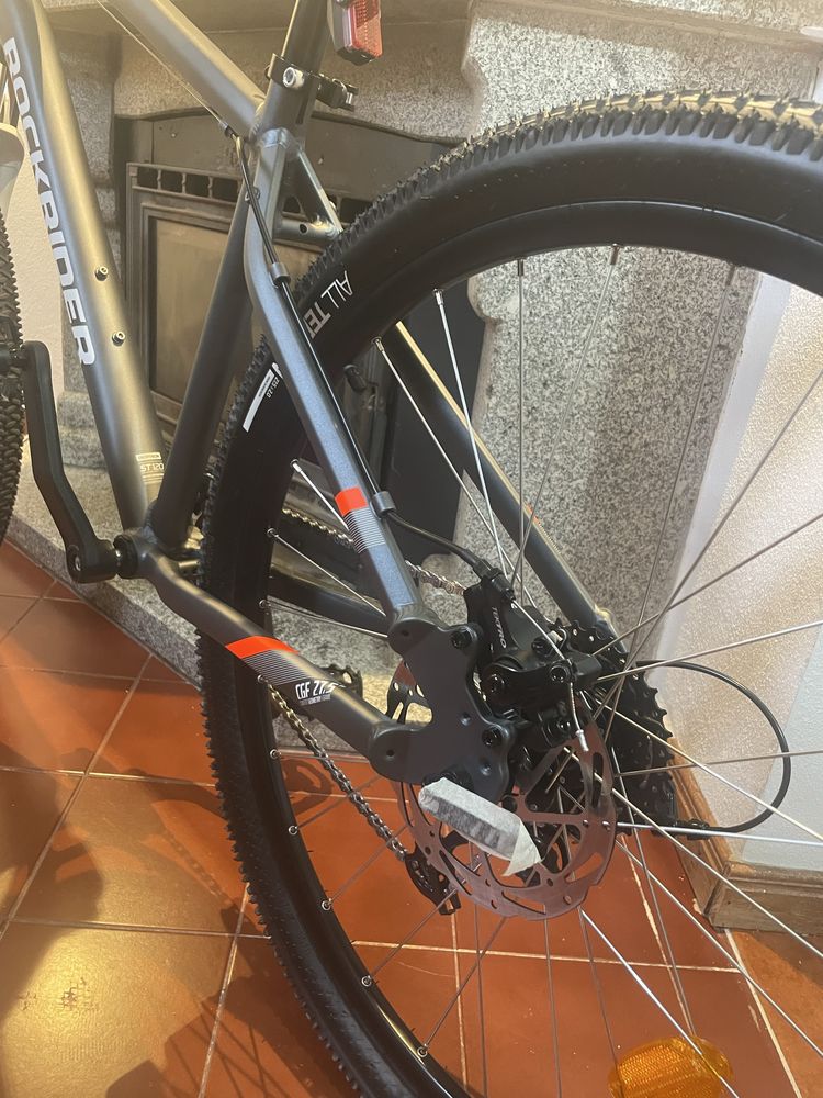 Troco a bicicleta  0km por um iphone 12 ou 13