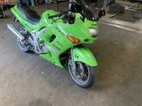 Продам мотоцикл Kawasaki zzr 400