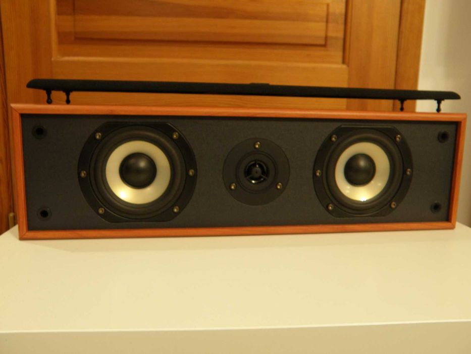 Kolumna centralna m audio HCS 8800