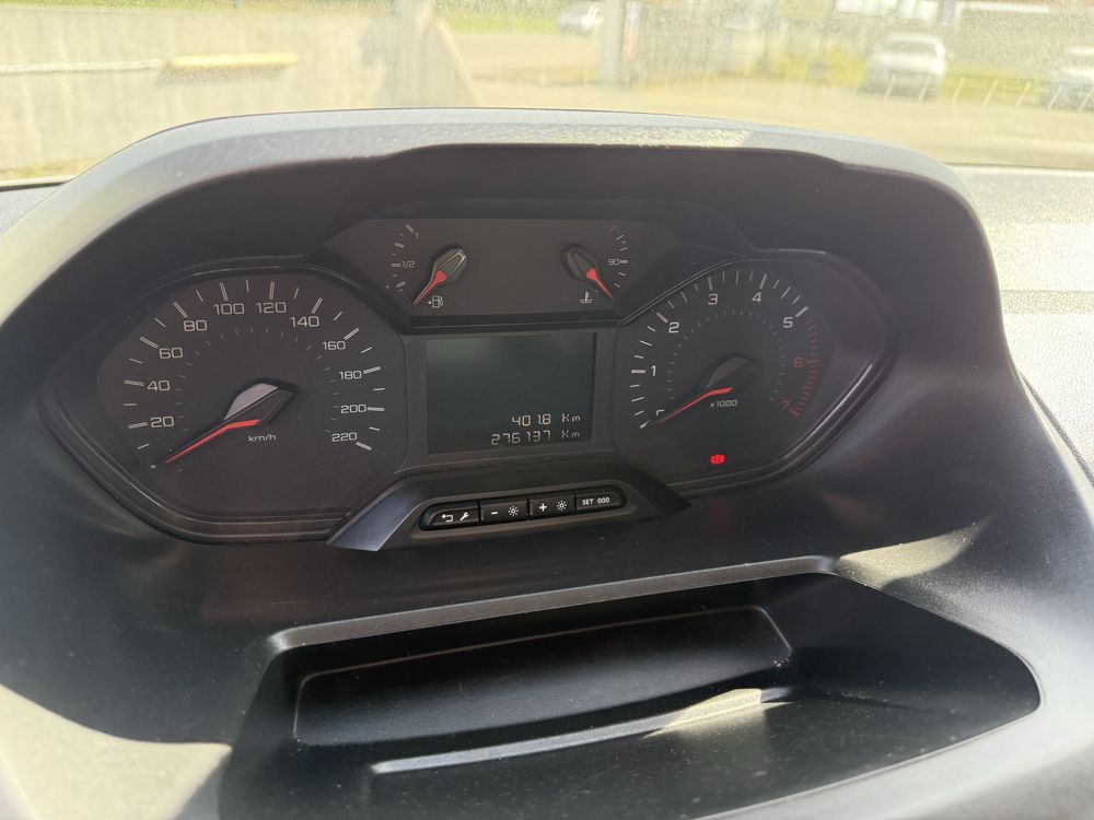 Peugeot partner 3 lugares