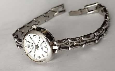 Zegarek srebrny Osin srebro próby 925