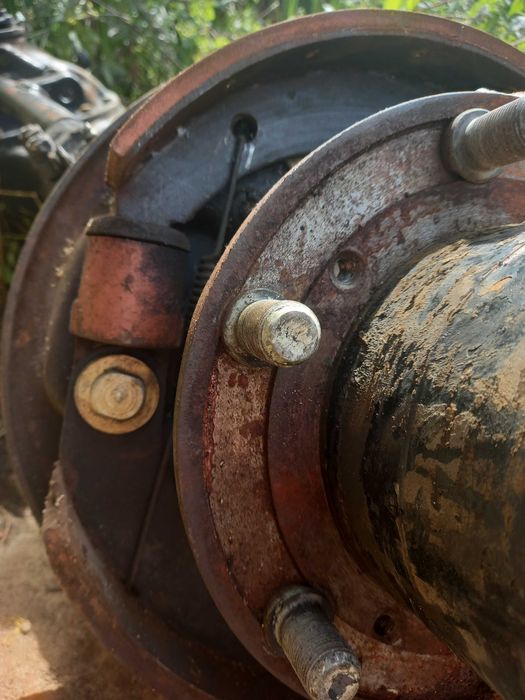 Продам тягу с золотником и рулевую колонку на газ66