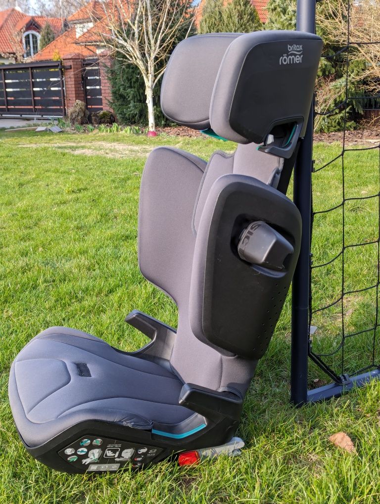 Fotelik Britax Römer i-Size, ISOFIX, 100-150cm