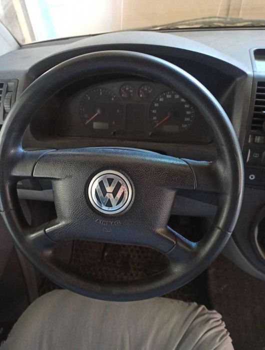 Автодім Volkswagen Transporter