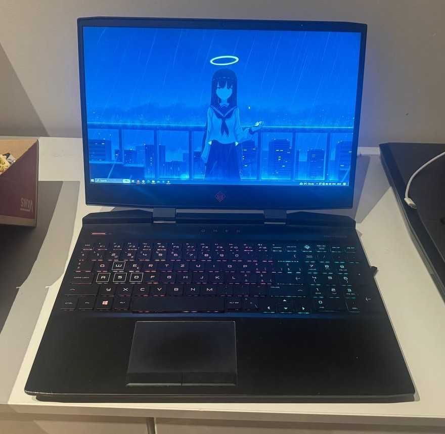 OMEN HP GTX 1070 8GB/Intel i7-8750H/32GB/SSD512GB