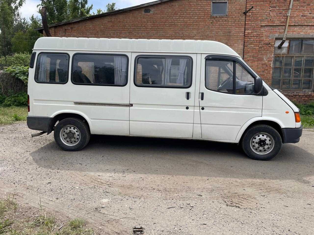 Ford Transit пассажирский