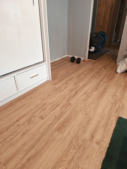 Profesjonalny montaż podłóg oraz listew przypodłogowych