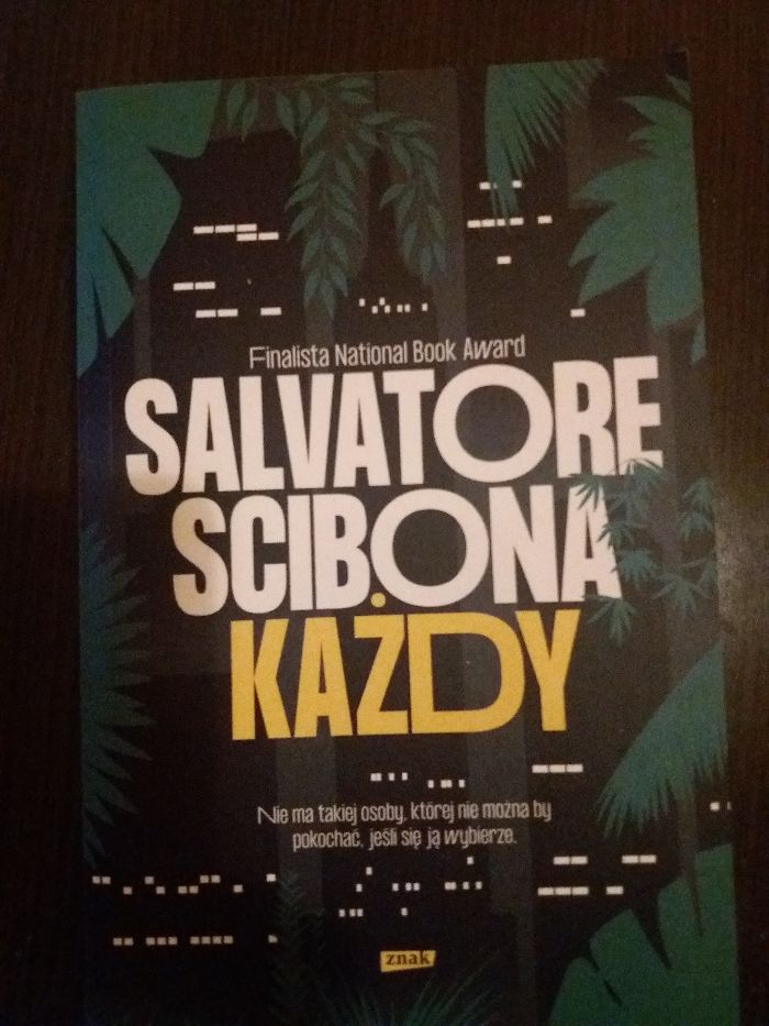 Każdy - Salvatore Scibona