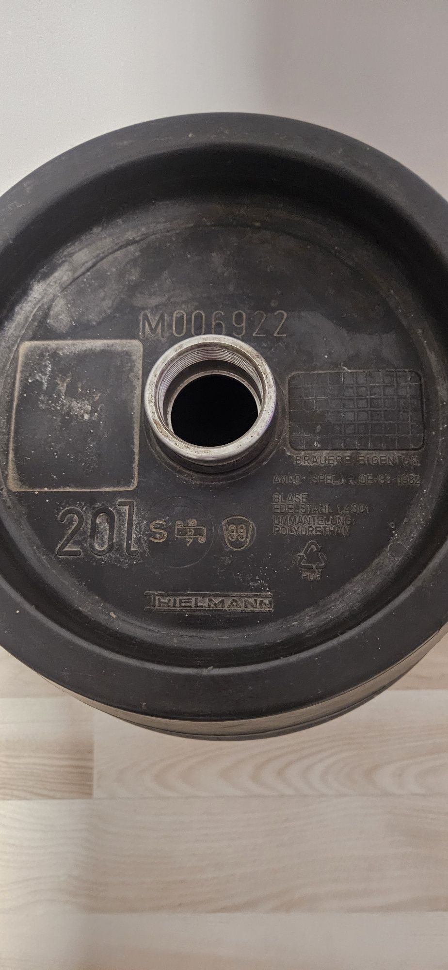 Beczka keg po piwie