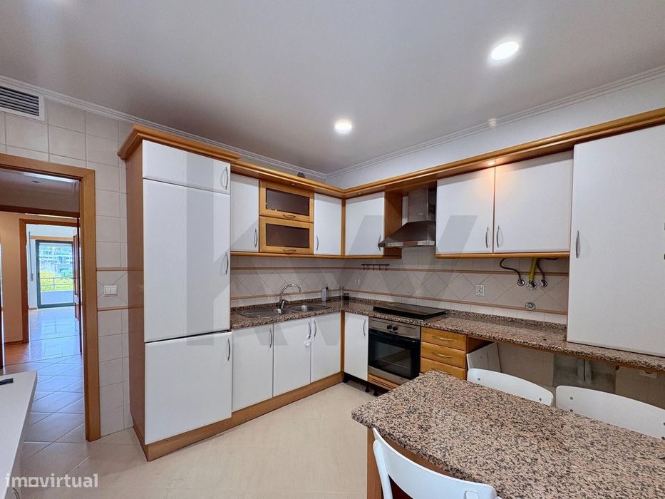 Apartamento T2 para arrendamento na Quinta do Bom Retiro – Sobreda