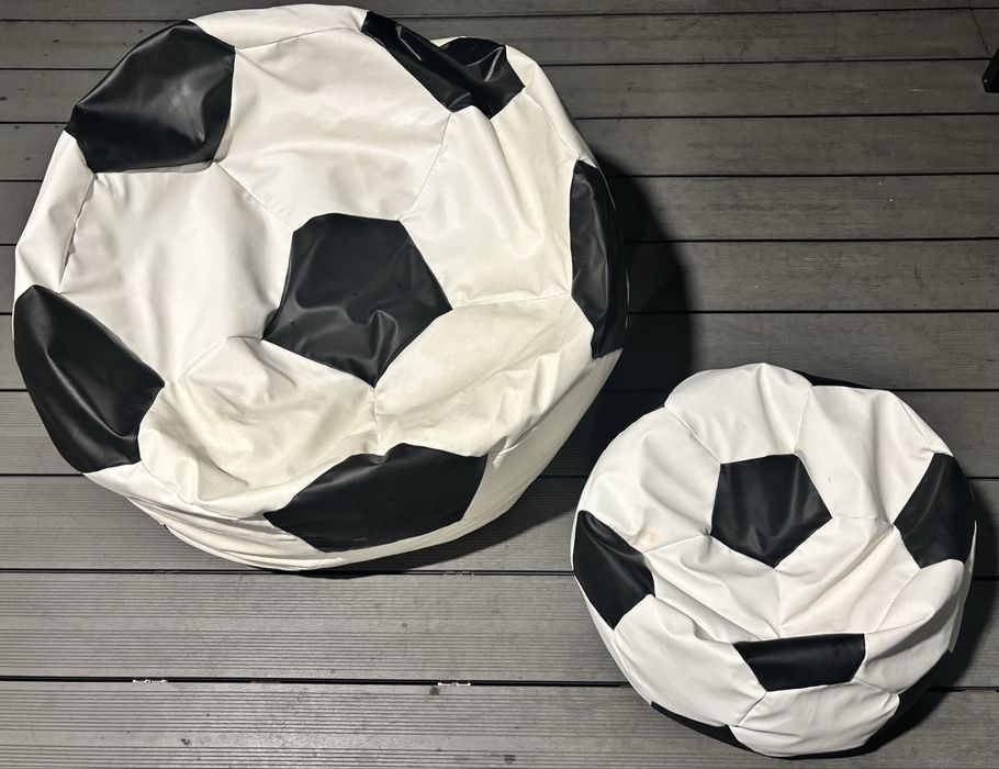 Zestaw dwoch puf wielka i mala , siedzisko piłka