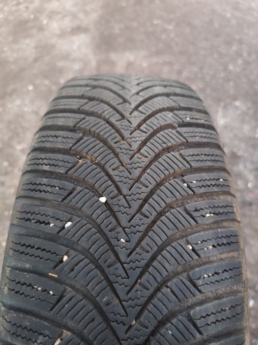 Komplet kół zimowych na  alufelgach 215/65/16