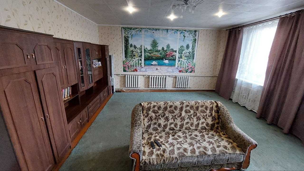 Продам будинок м. Зміїв