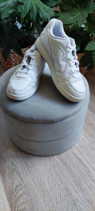 Buty białe snakersy Fila r.39 lato wiosna jesień modne