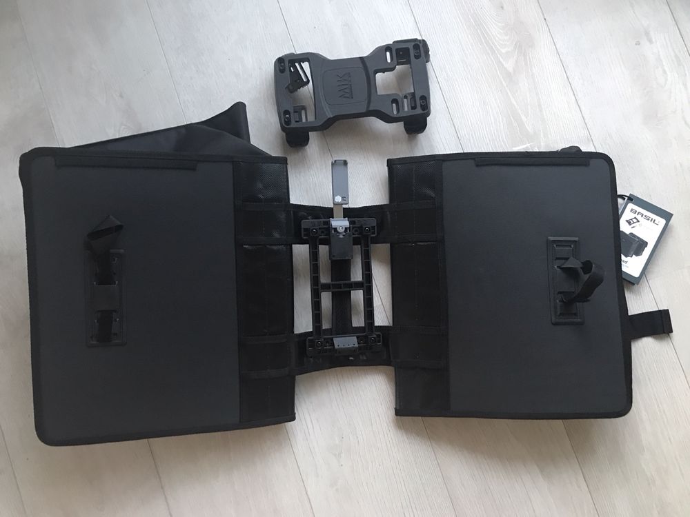 Sakwy BASIL Urban Load Double Bag MIK 53L + adapter i mocowanie MIK