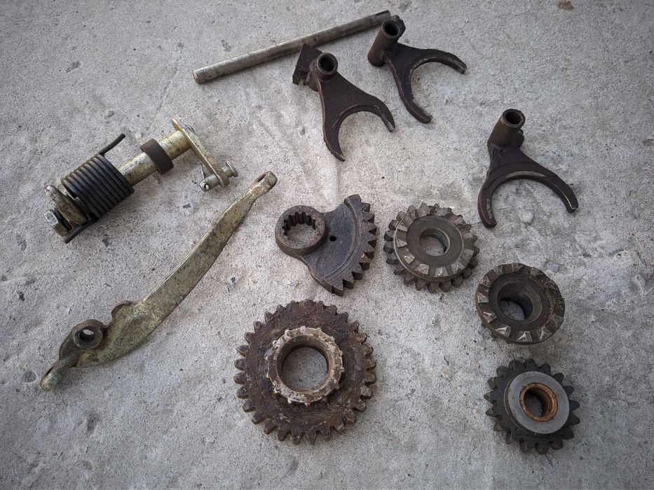 Вилочки кпп мотоцикла днепр мт