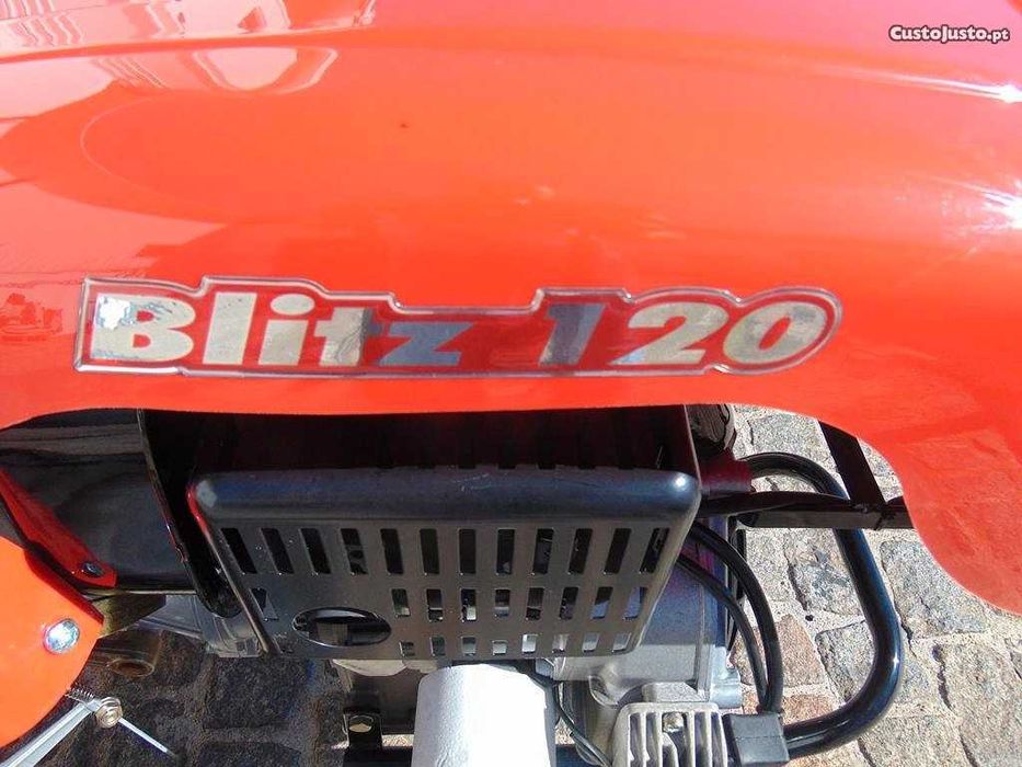 Motocultivador Valpadana Blitz 120 (14CV) +capinadeira nova +frese