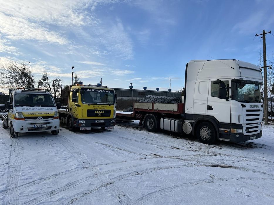 Autolaweta autoholowanie autopomoc drogowa niskopodwozie transport 25t