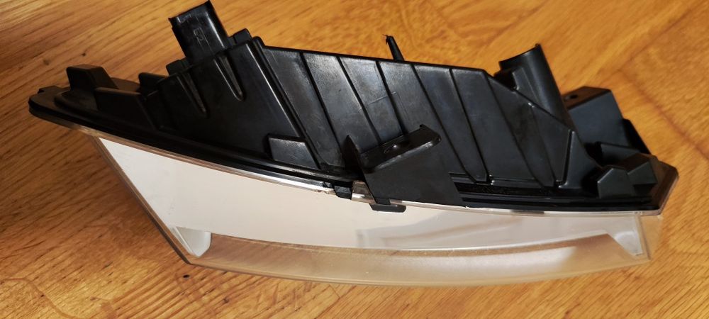 Фара LED ДХО 2014-2016  Renault Megan 3, правый