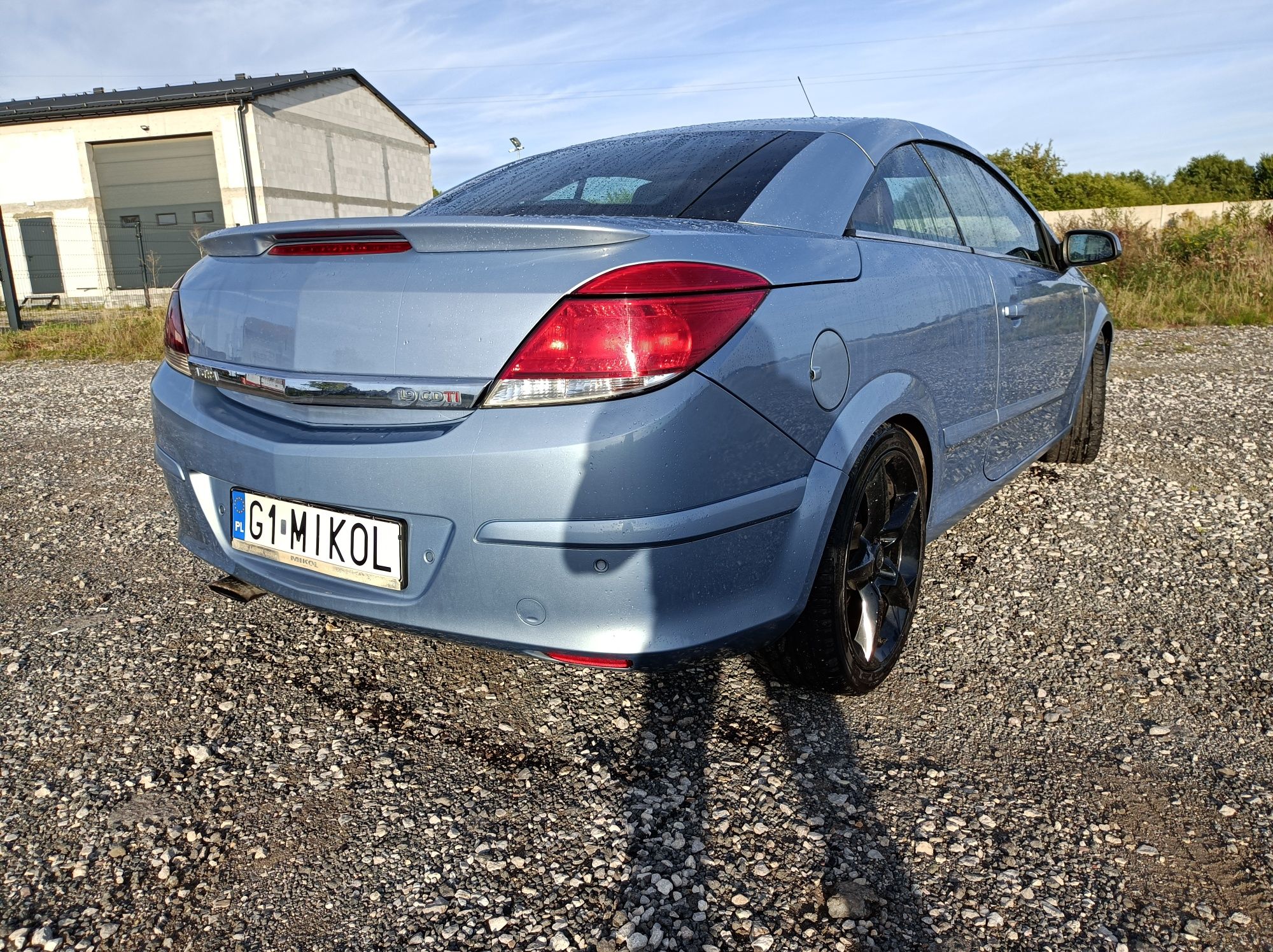 Opel astra h twintop cabrio 1.9 CDTI