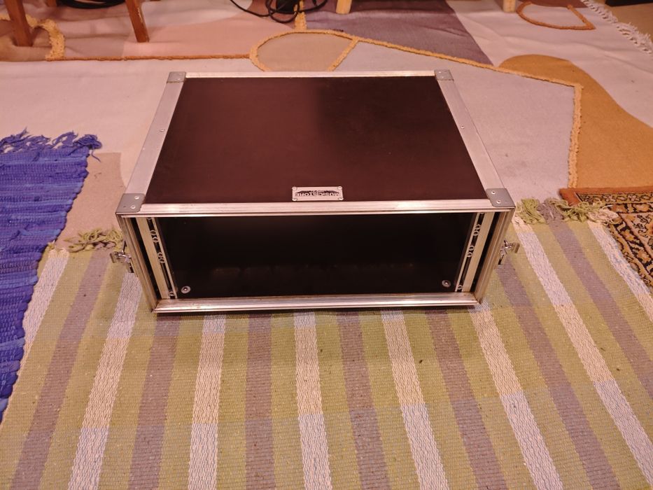 Rack profissional de 4unit