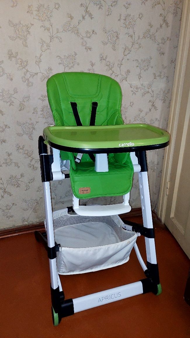 Стілець для годування Carrello Apricus Б/У