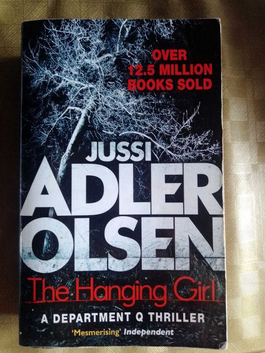 Bestseller em Inglês - "The Hanging Girl"