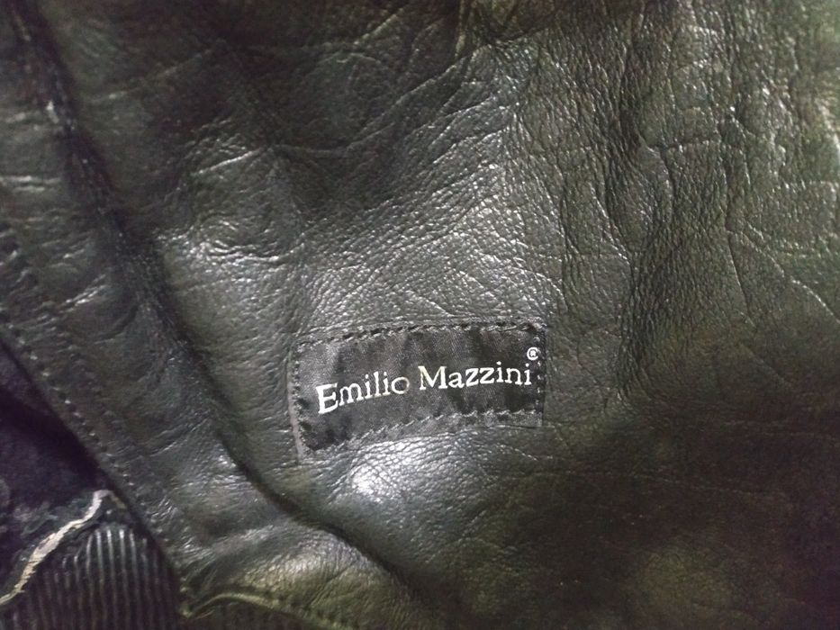 Продам мужскую кожаную куртку