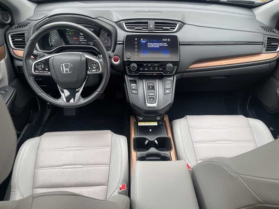 Honda CR-V Hybrid Touring      2022