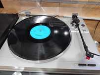 Gramofon Sanyo TP220