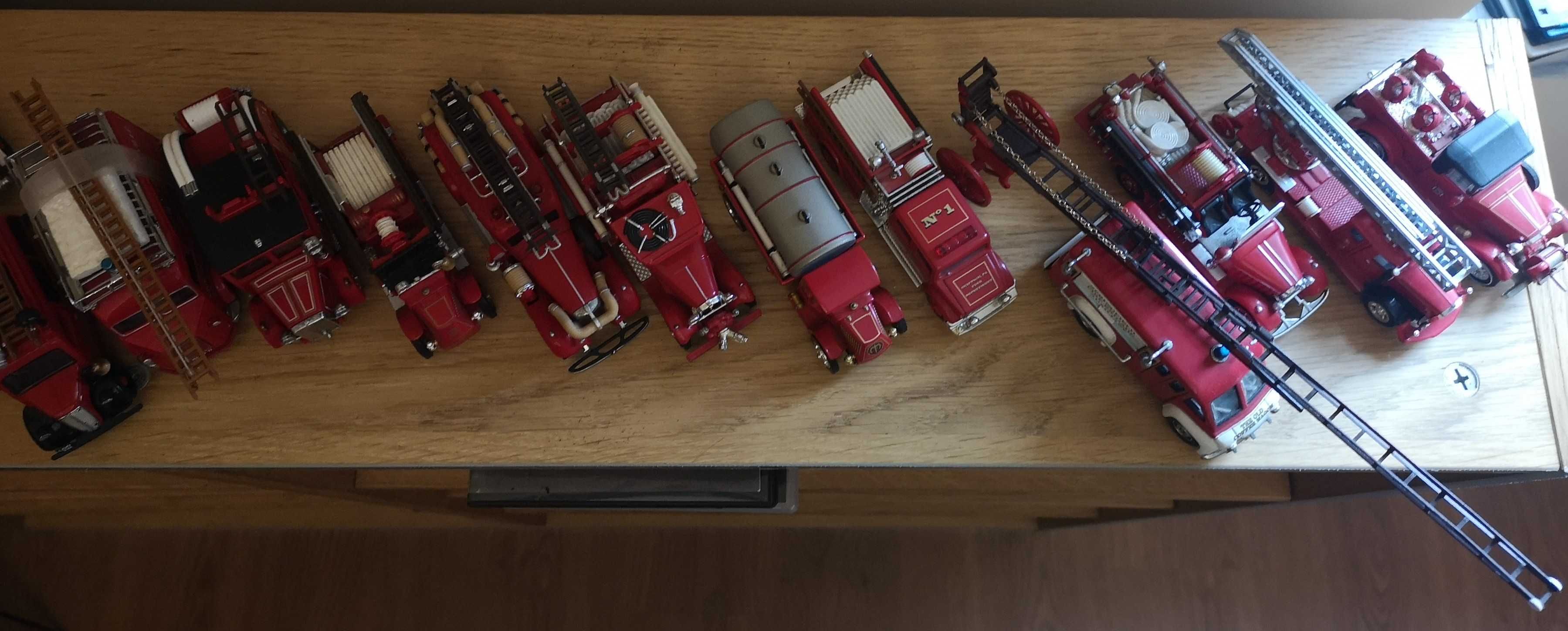 Matchbox Models of Yesteryear Fire engine