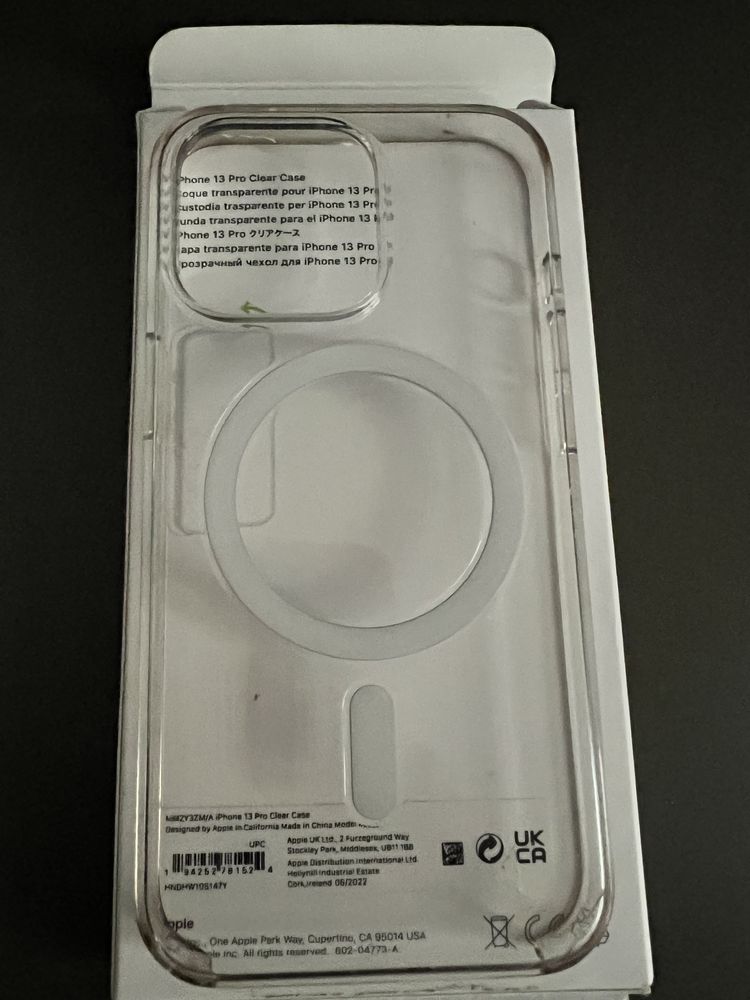 Apple iPhone 13 Clear Case