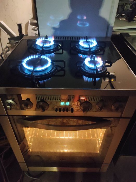 Kuchenka Amica 60cm , gazowo- elektryczna