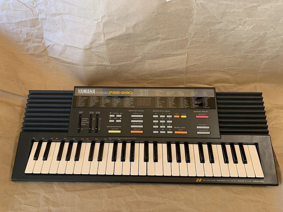 Yamaha Pss-290 синтезатор