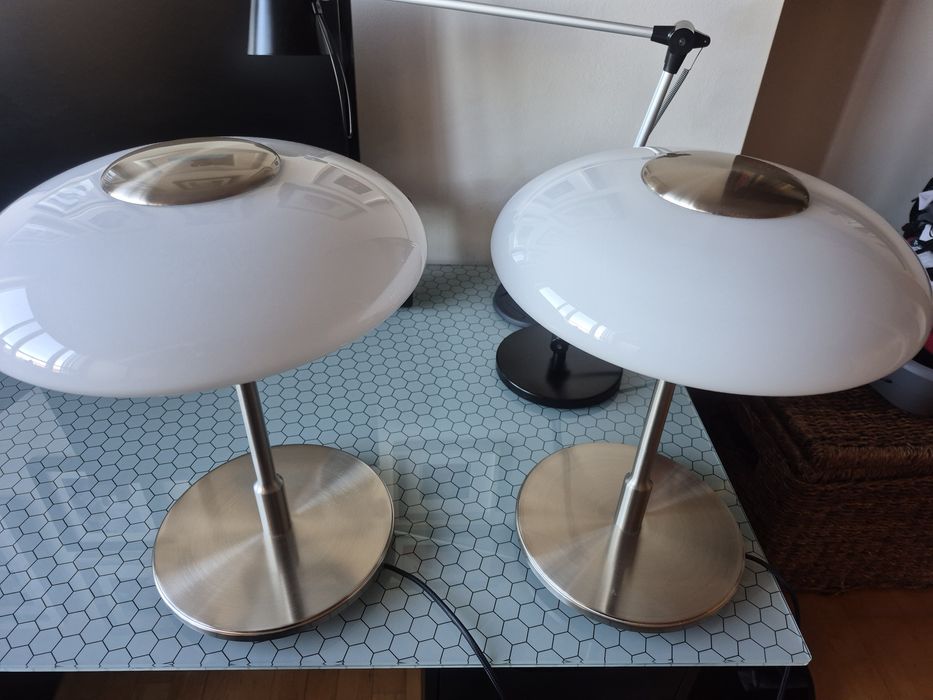 2 Candeeiros de mesa novos Ikea