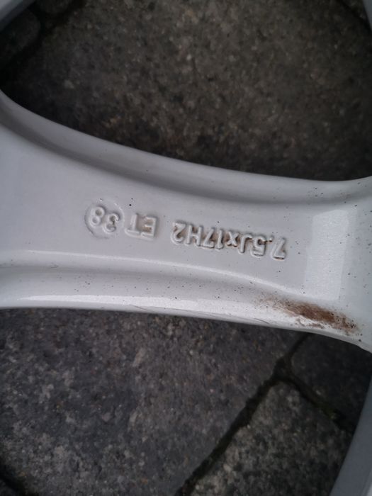 Komplet kół zimowych 225/55 R17 Opel insignia