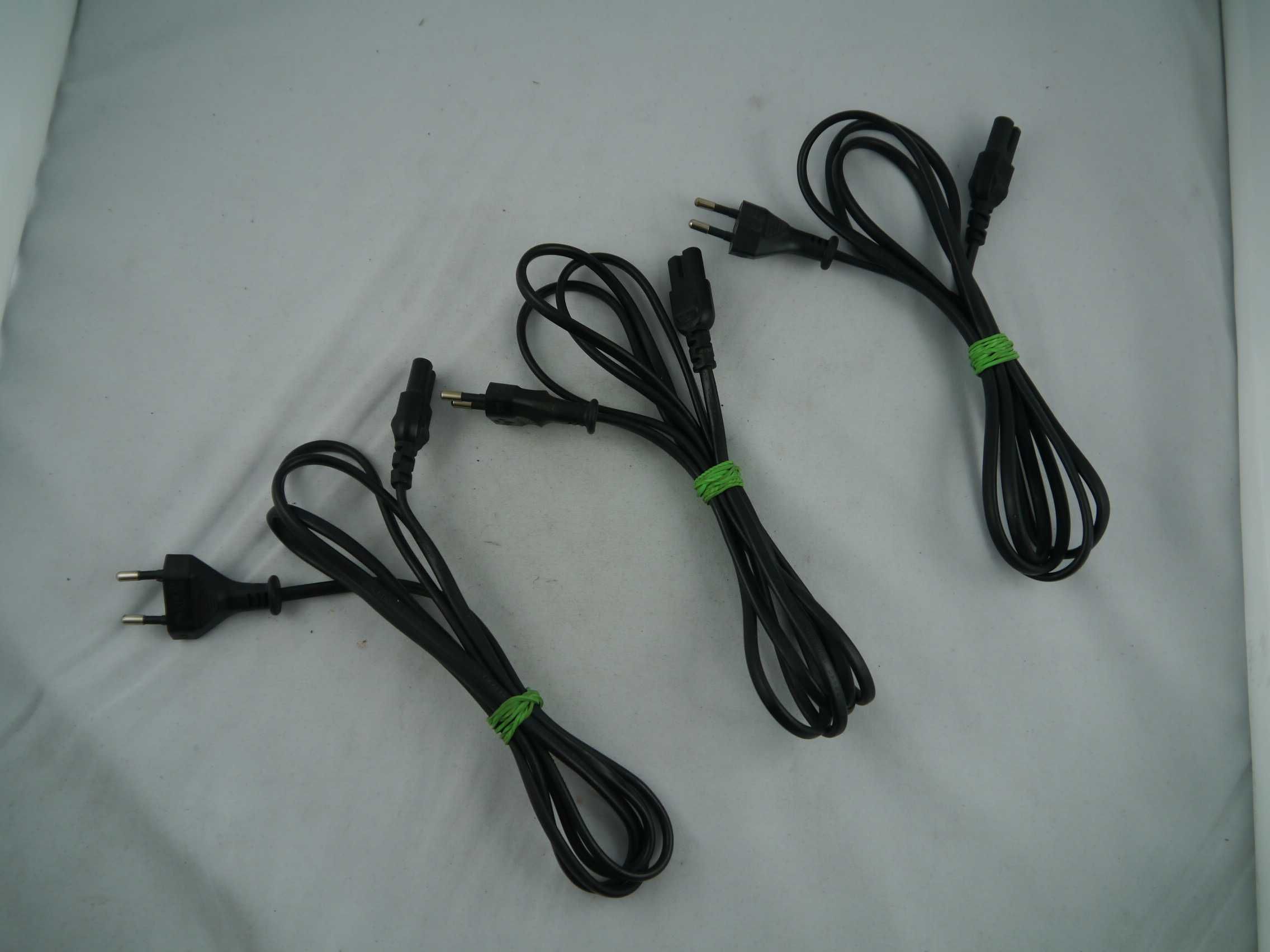 6x kabel zasilający ósemka +6x kabel HDMI-HDMI + 6x USB MICRO