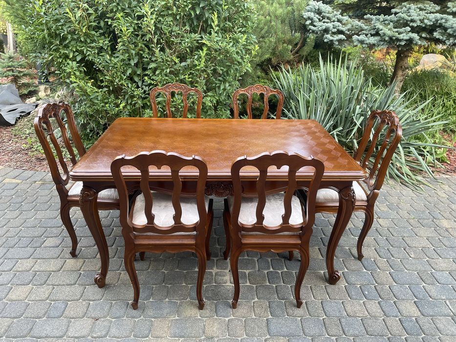 Stół rozkładany ludwikowski krzesła dąb brąz po renowacji Ludwik XV