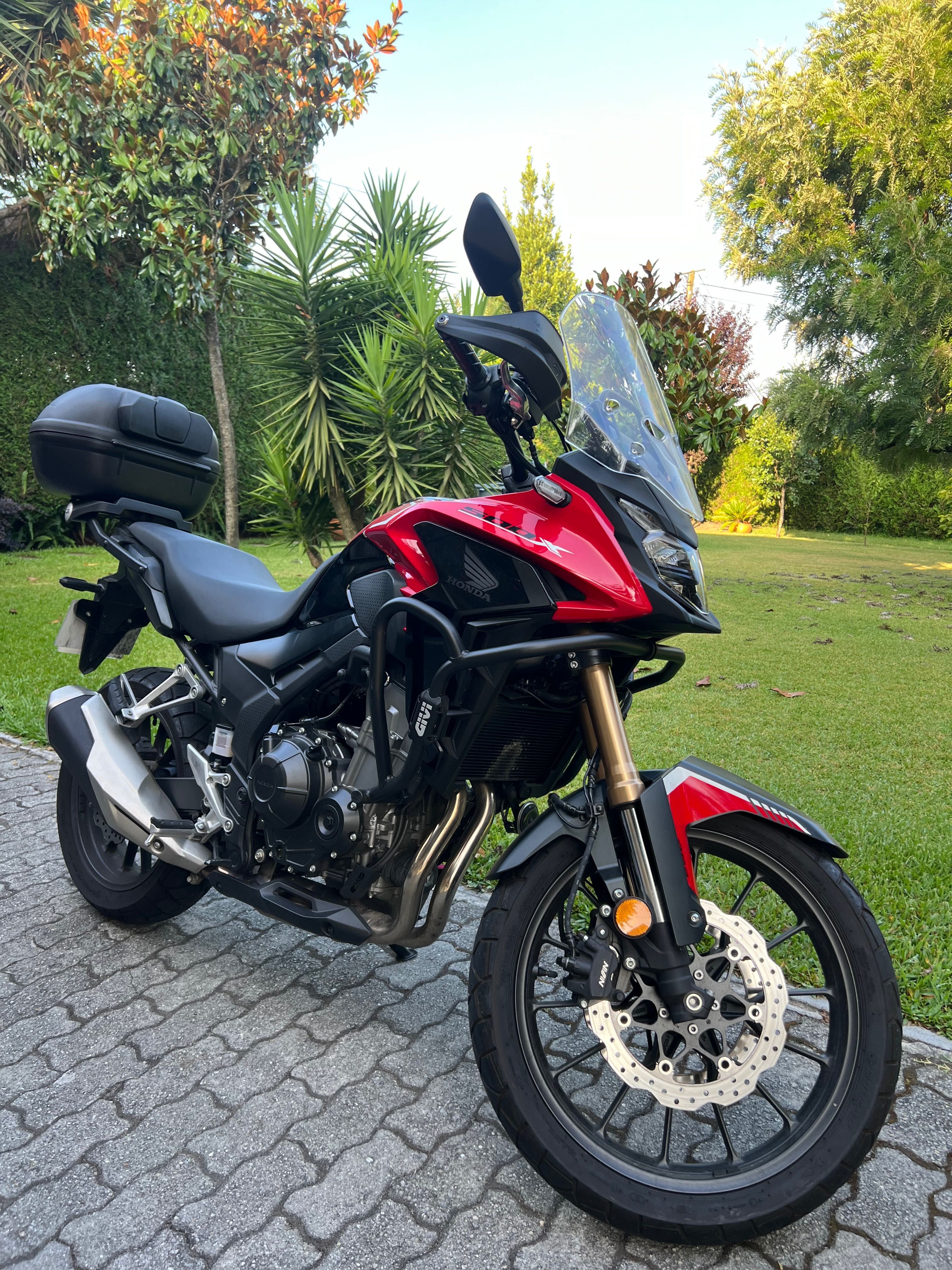 Honda CB500X 2023