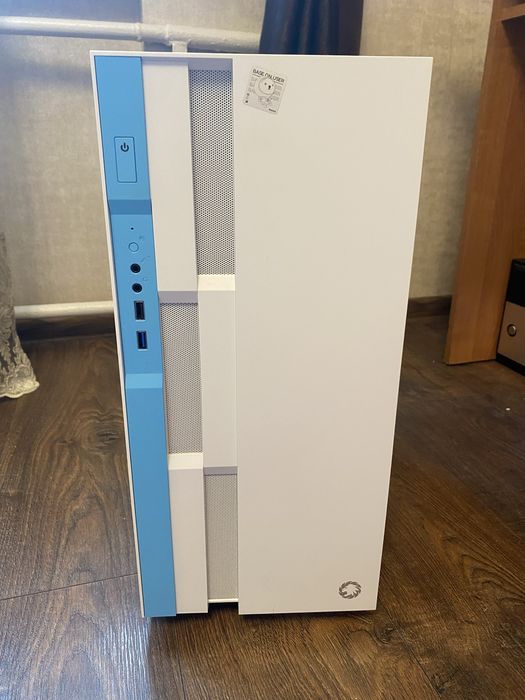 Игровой компьютер i3 12100f ,rtx 3050,16gb озу,ssd+hdd