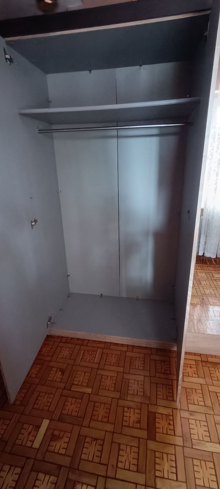 Szafa meble pokojowe komoda